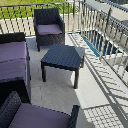 Villa Luna With Swimming Pool Privlaka (Zadar)